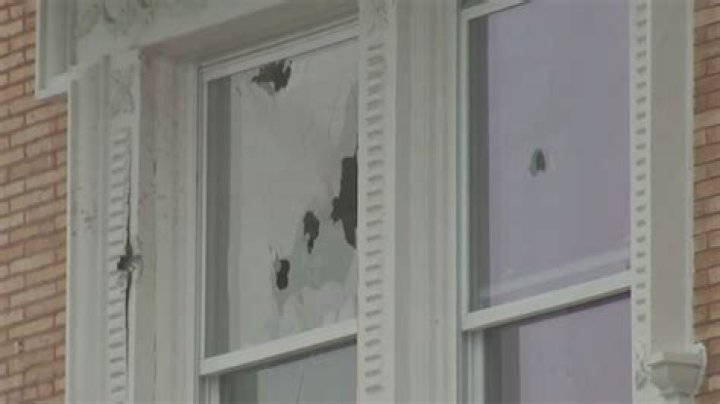 
Who is Steve Robbins? Philadelphia man accused of shooting SWAT officers, charged with molesting 9-year-old relative 
