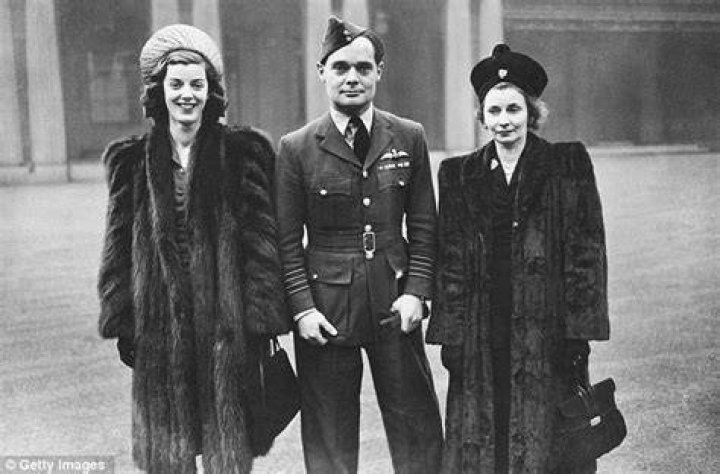 
Who Is Thelma Edwards Bader Wife Of Douglas Bader? 