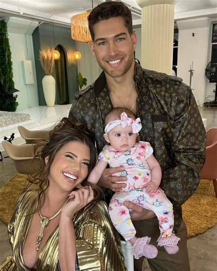 
Why Fans Think MTV’s Chanel West Coast Is Pregnant With First Child! 
