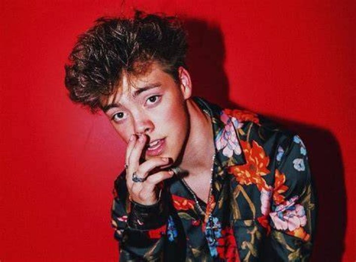 Zach Herron Height, Weight, Net Worth, Age, Birthday, Wikipedia, Who, Nationality, Biography